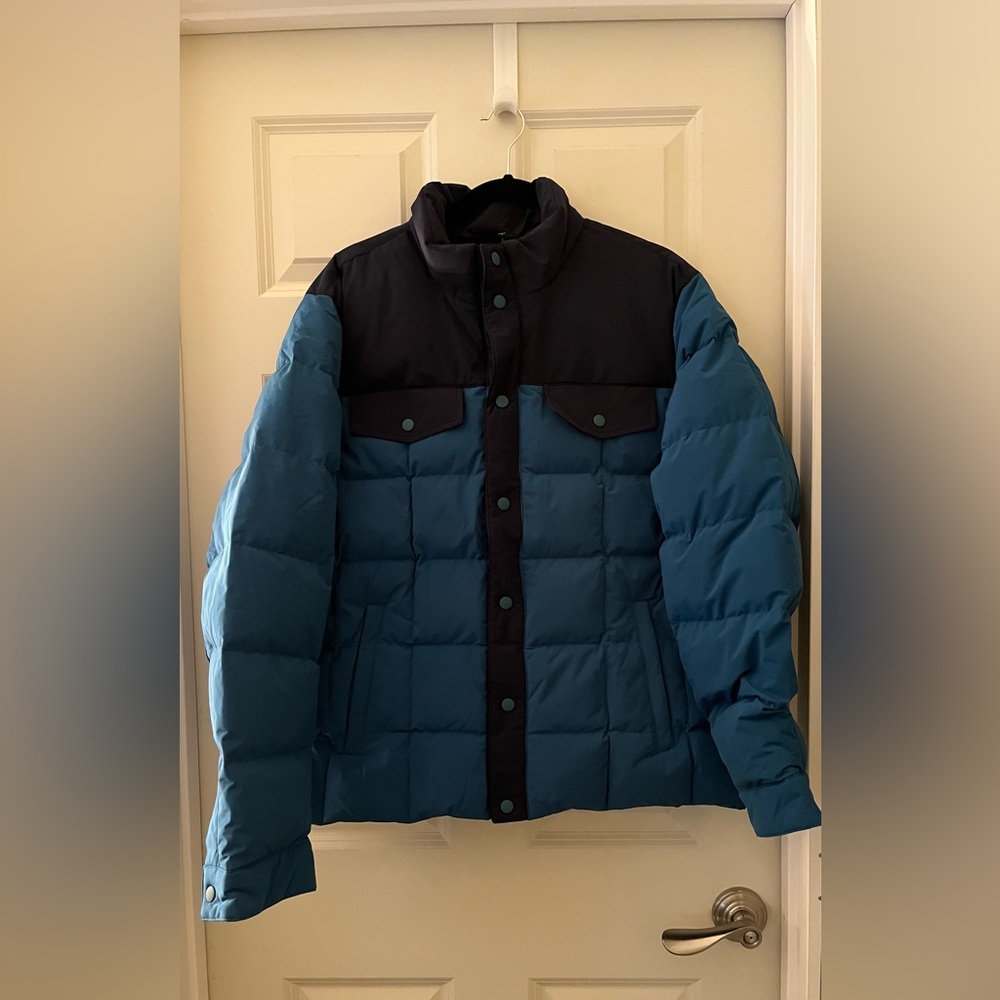 NWT Men’s Lands' End  Max 600 Down Puffer Jacket teal & navy colorblock design L